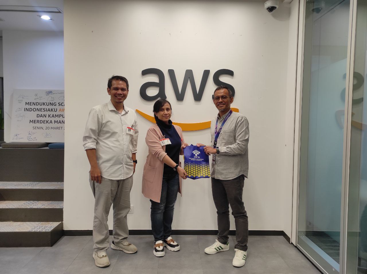Kerjasama TRM dengan AWS